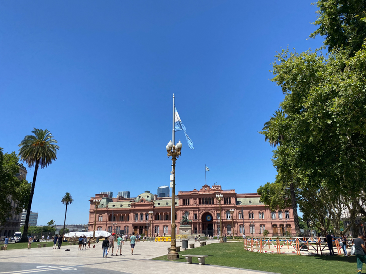 plaza de mayo et la maison rose 2 icônes de buenos aires