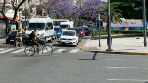 traffic at buenos aires city center
