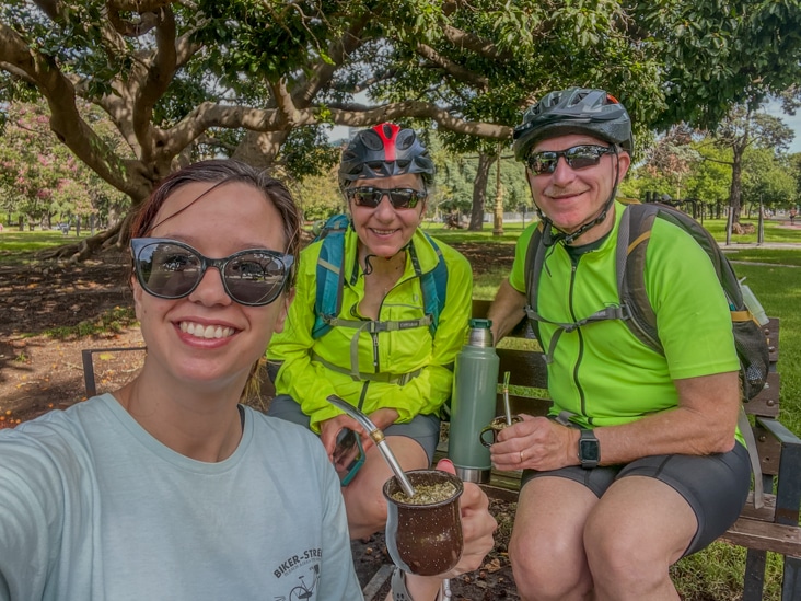 tiempo mate en una parada en una experiencia de tour en bicicleta