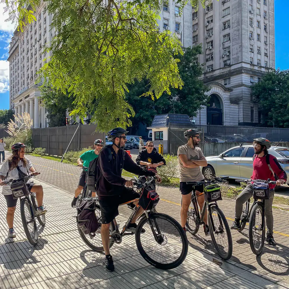 Tour privado en bicicleta por Buenos Aires con Biker Street