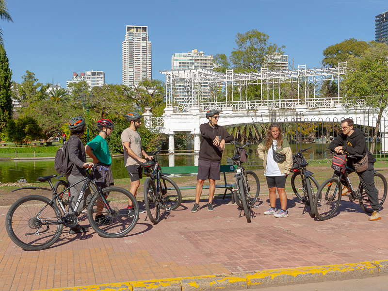 bike tour around bosques de palermo