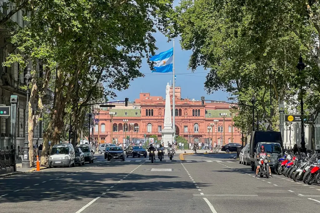 avenida de mayo is the oldest in latin america