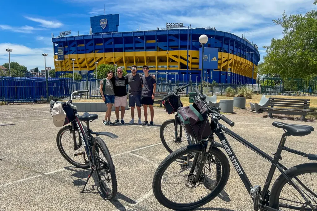 bike tour in la boca visiting la bombonera