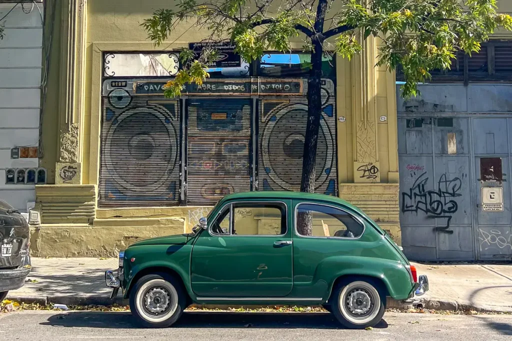 vintage car in the touristic area of palermo