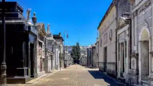 El cementerio de Recoleta es una de las visitas obligadas en Buenos Aires.